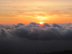 山上ヶ岳からの日の出