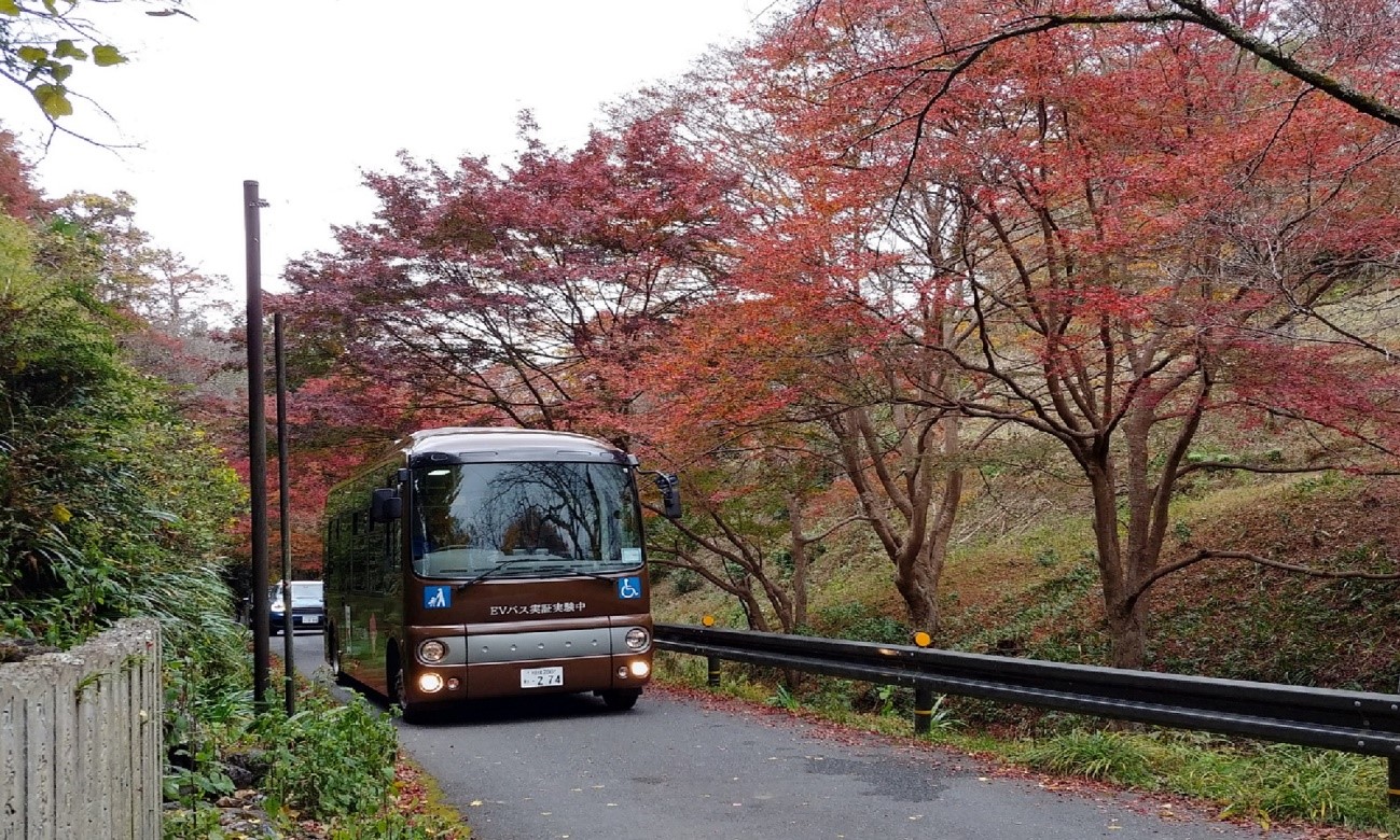 EVバス実証実験in吉野山 | 近畿地方環境事務所 | 環境省