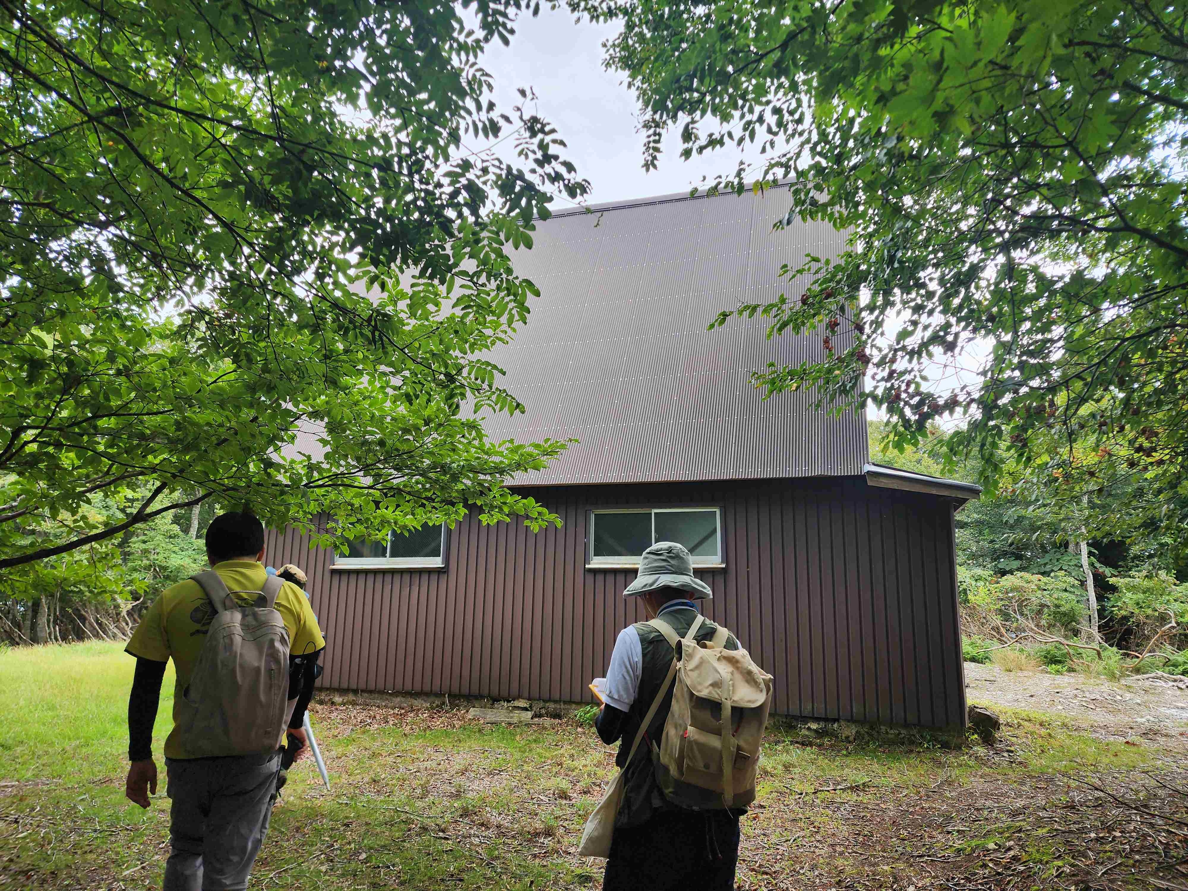 小ズッコ避難小屋